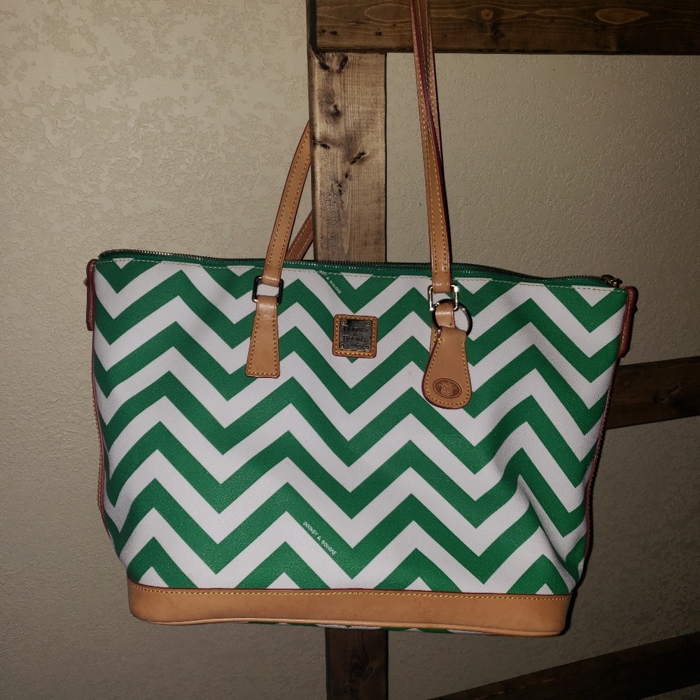 Dooney and Bourke large shoulder bag